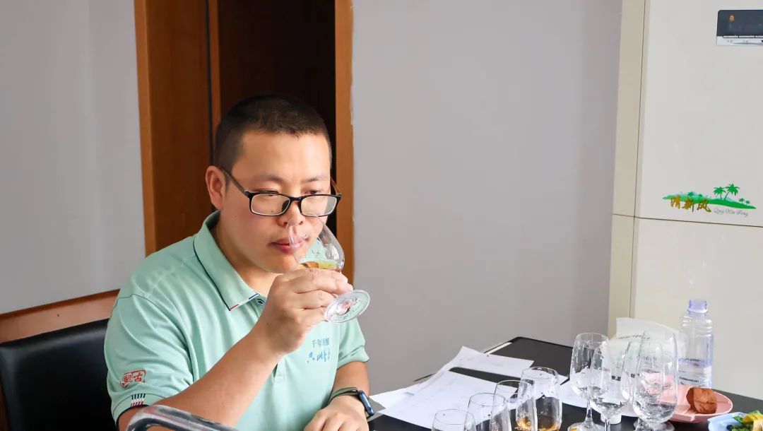 1754546917540434.jpg 3.jpg